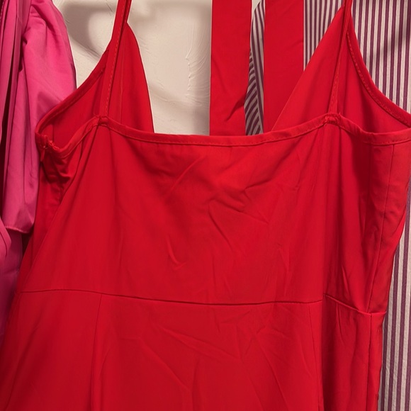 Beautiful red sundress - Picture 4 of 4